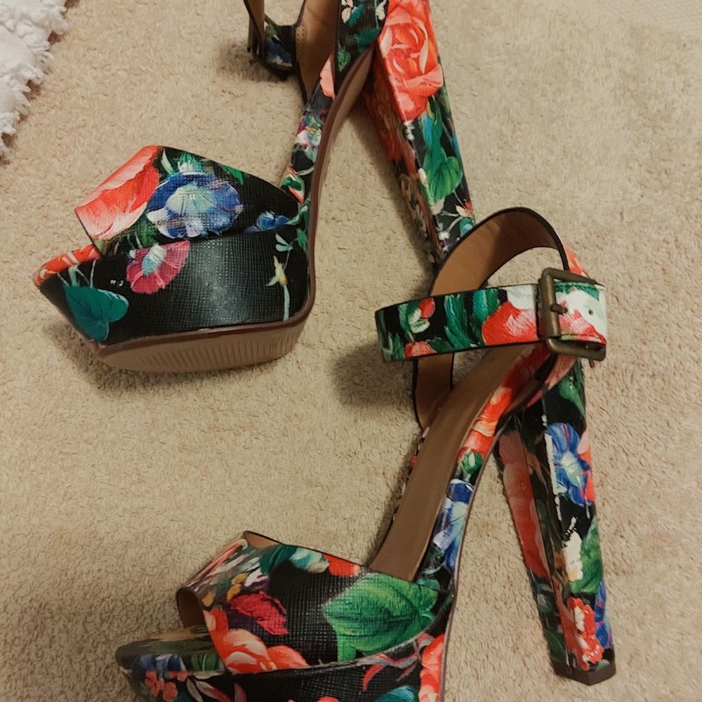 Sexy Floral Platform Ankle Strap Heels